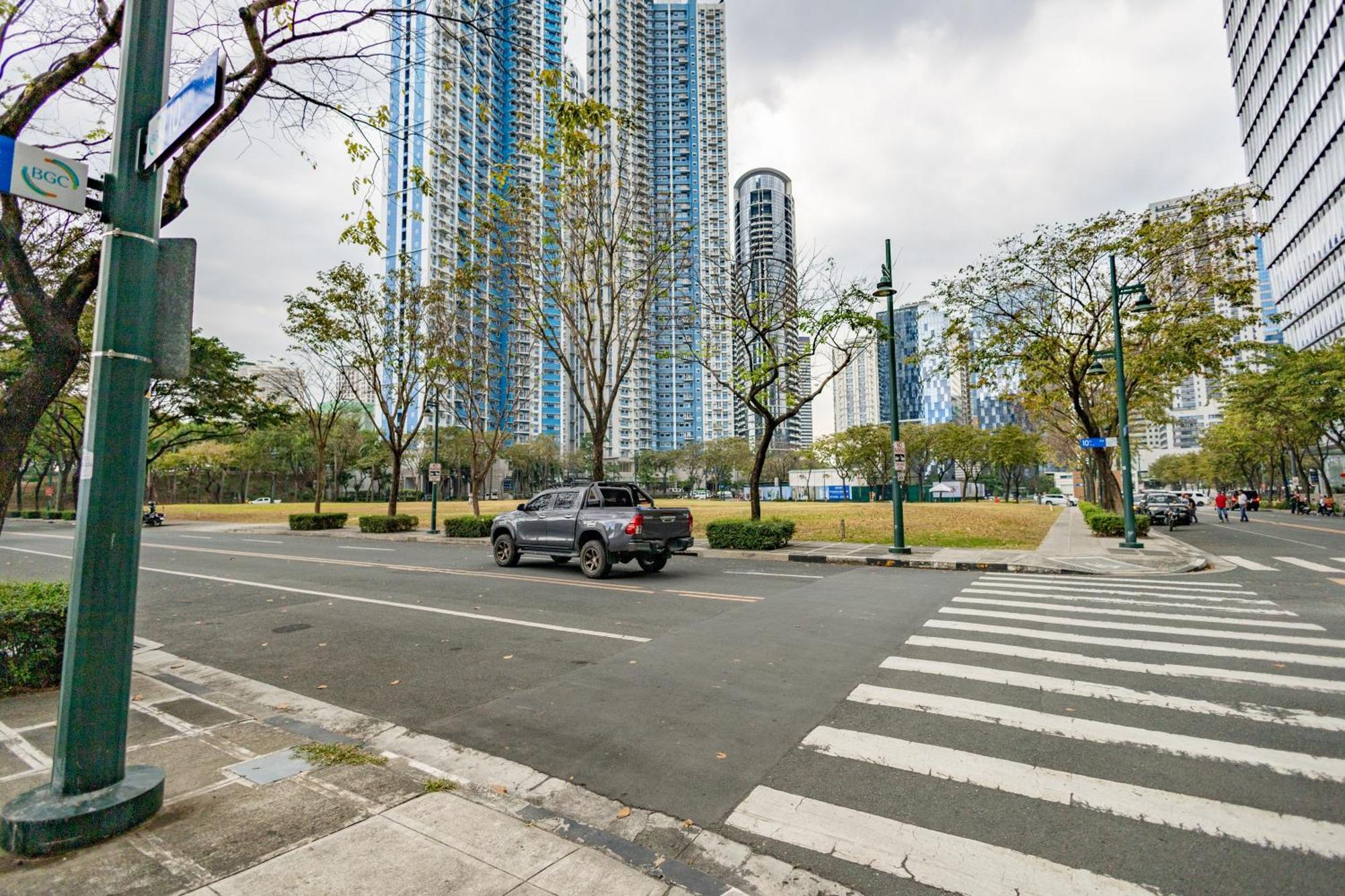 Apartament New 2Br Of 86Sqm With Parking & Netflix In Bgc Manila Zewnętrze zdjęcie